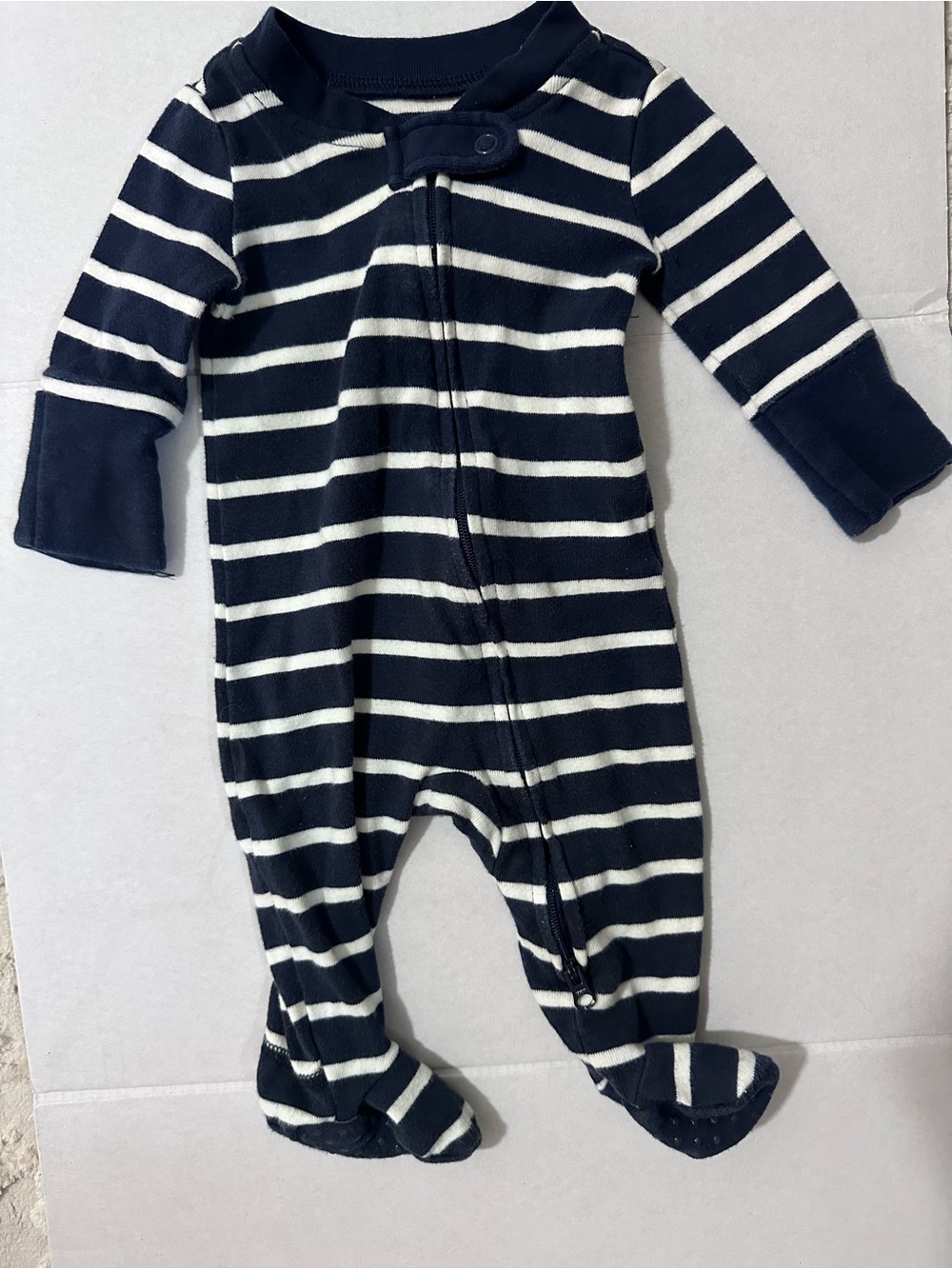 QUINCE 100% Organic Cotton Sleep & Play Footie Pajamas 0-3m Gender Neutral